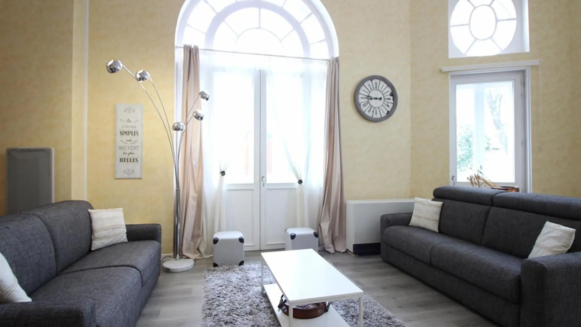 T2 La Bourboule Centre Avec Wifi, 100M Des Thermes, Jusqu'A 6 Pers. - Fr-1-608-19 Apartment
